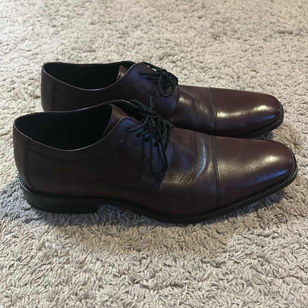 Men’s dress shoes